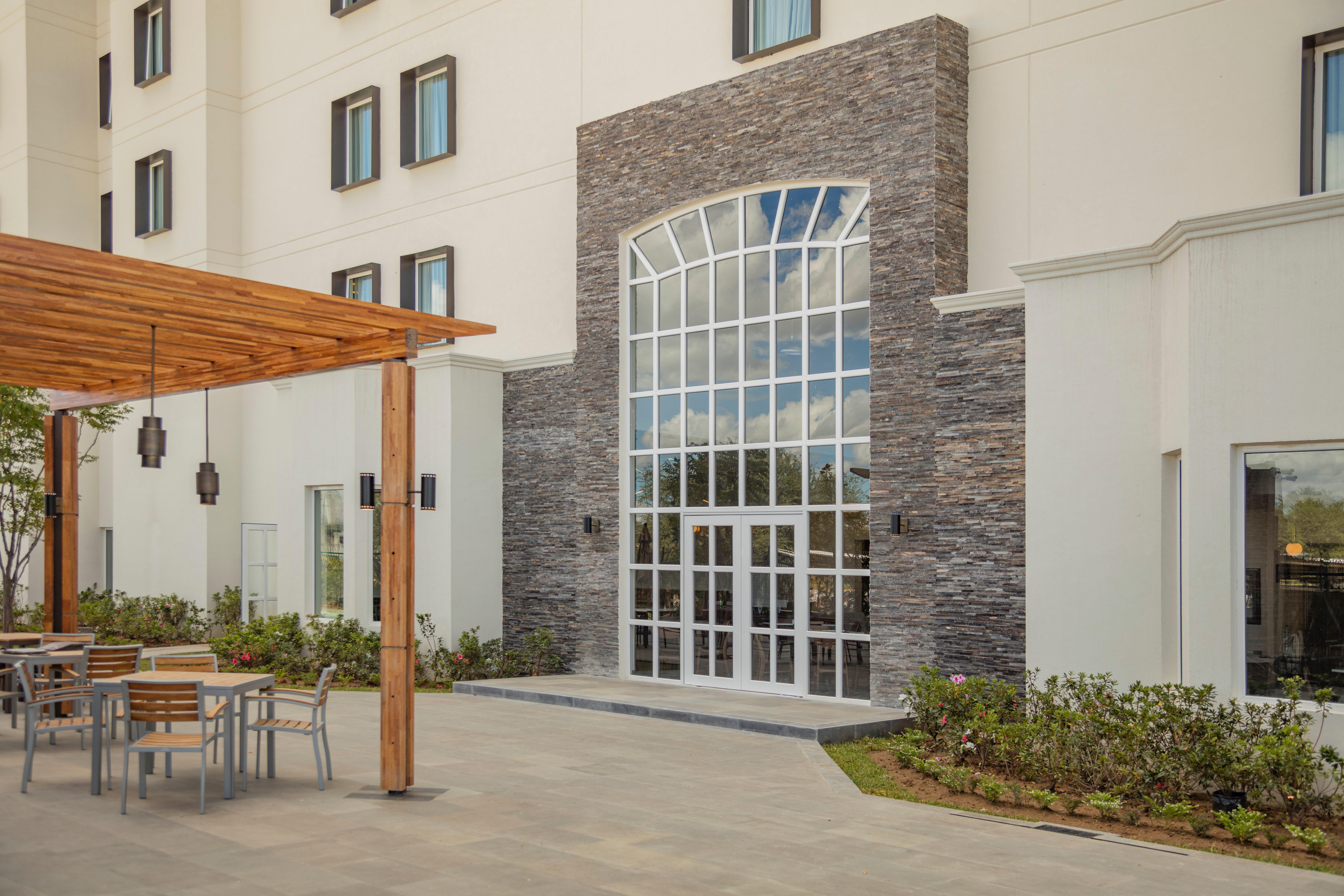 Staybridge Suites - Saltillo By Ihg Exterior photo